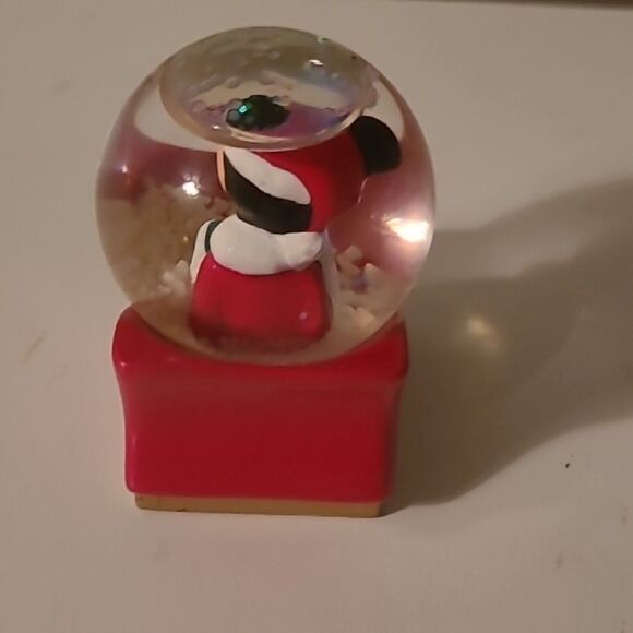 2003 Disney MI I Snow Globe - Picture 2 of 7